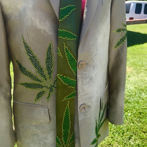 I’m Cleaning The closet Never used - Picture 3 of 6